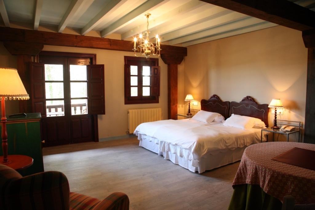 Casa De Guela Ξενοδοχείο Σαντιγιάνα ντελ Μαρ Εξωτερικό φωτογραφία