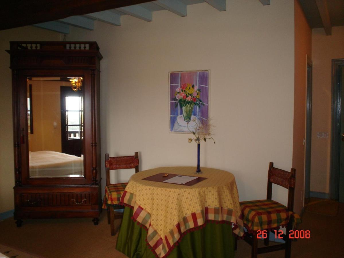Casa De Guela Ξενοδοχείο Σαντιγιάνα ντελ Μαρ Εξωτερικό φωτογραφία